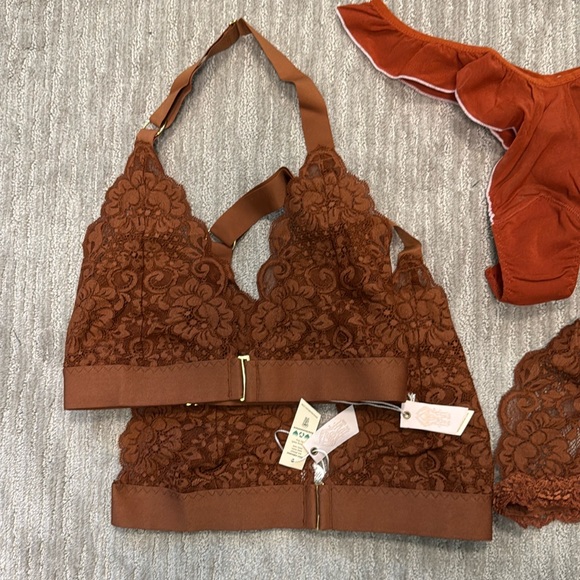 We Are HAH * Free People NWT Chi Bralette & Halter Bra Bundle & Panty Si… - Picture 7 of 12